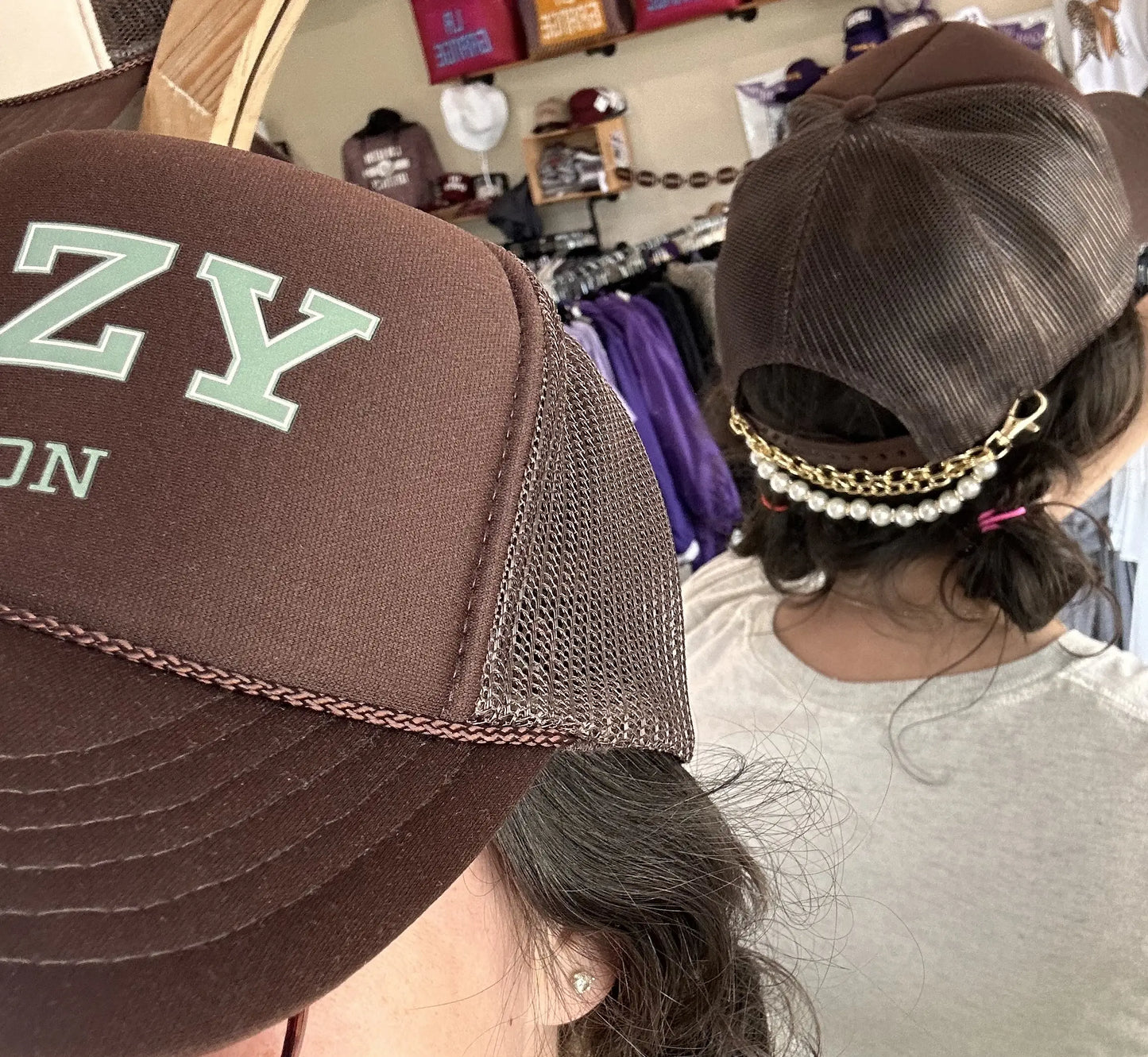 Trucker Hat Back Chain