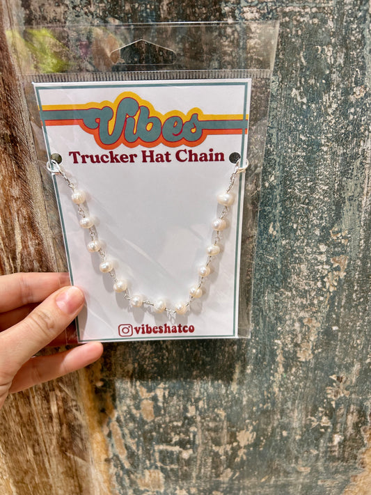 Cultured Pearl Trucker Chain