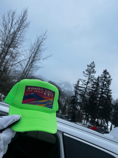 To Ski Or To Apres Ski Trucker Hat