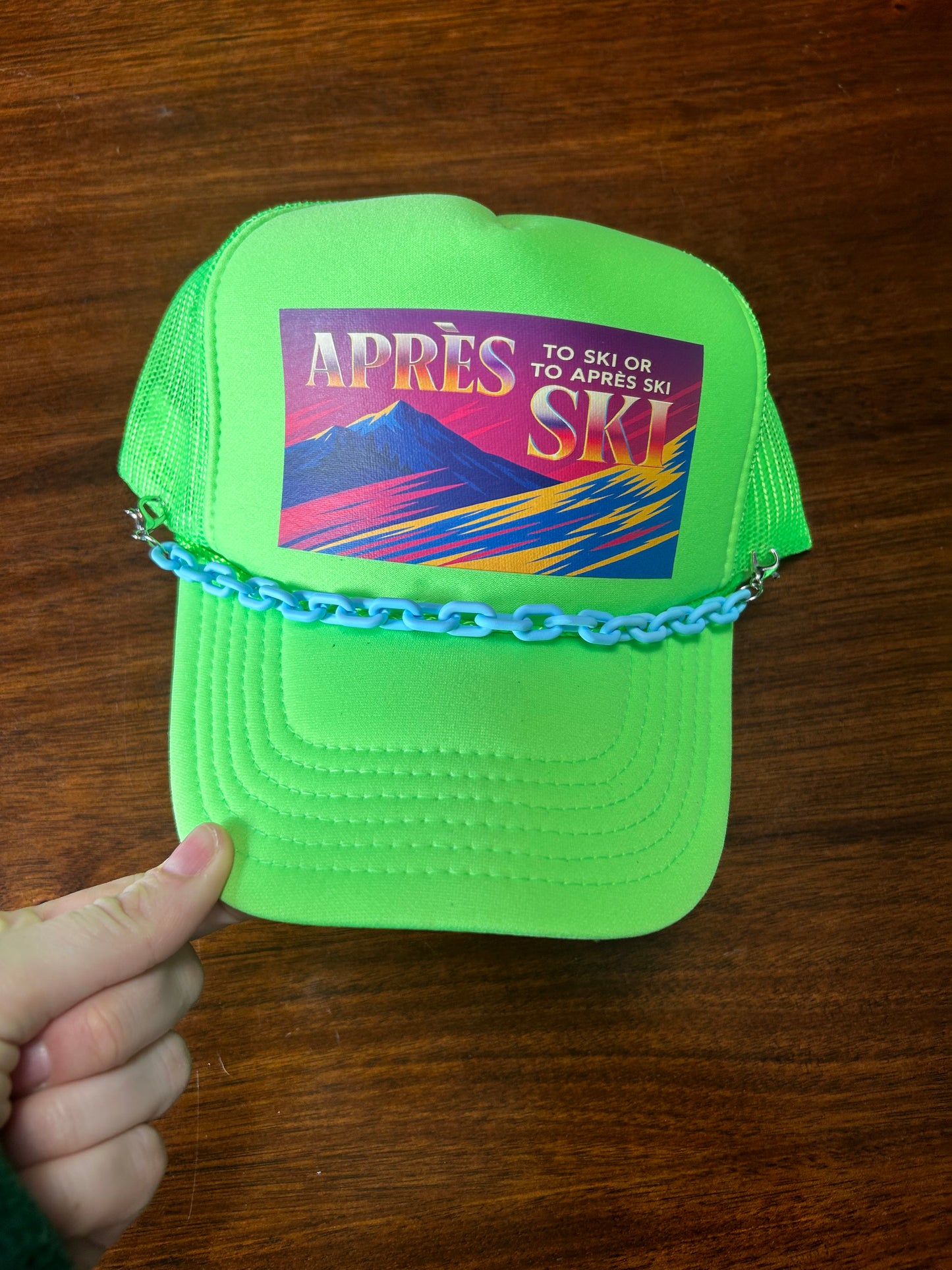 To Ski Or To Apres Ski Trucker Hat