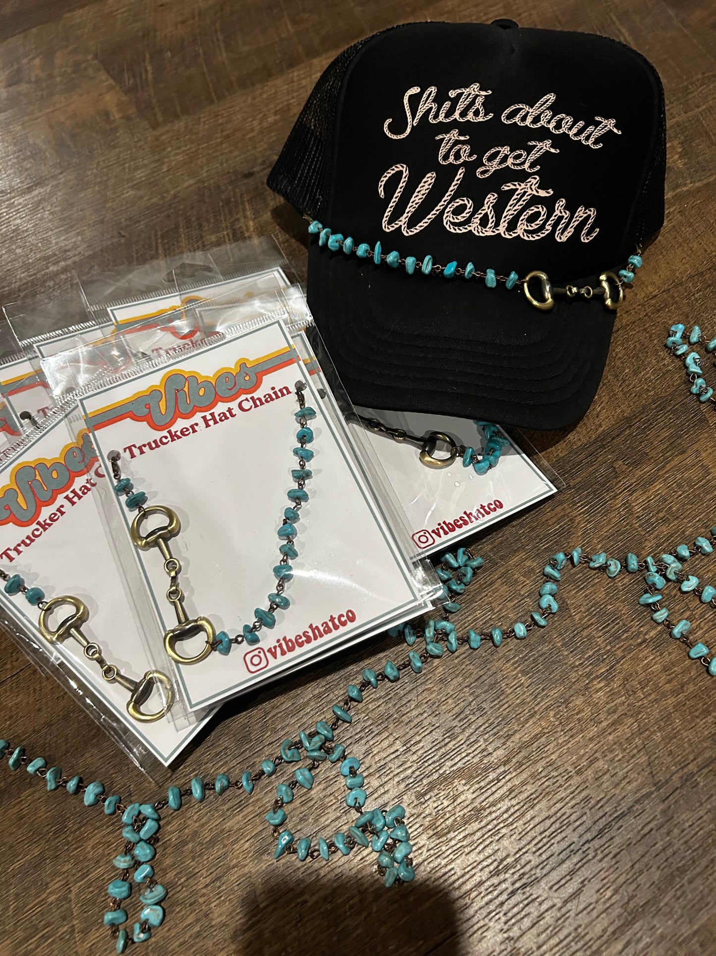 Turquoise Snaffle Bit Trucker Chain